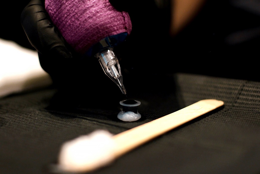 Jak przechowywać i utylizować zużyte kartridże do tatuażu?