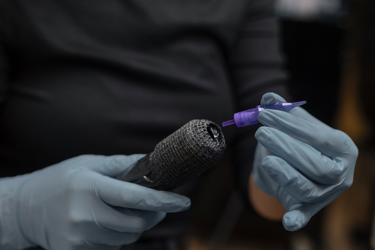 Kartridże w tatuażu - co powinien wiedzieć klient przed sesją?